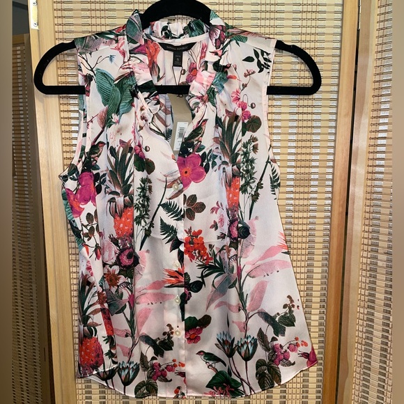 Floral Tank NWT - Picture 2 of 8